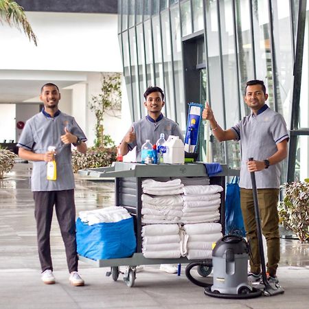 Tropicana 218 Macalister X Airlevate Suites ジョージタウン エクステリア 写真