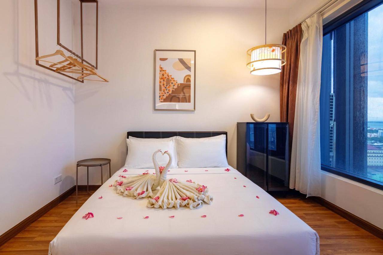 Tropicana 218 Macalister X Airlevate Suites ジョージタウン エクステリア 写真