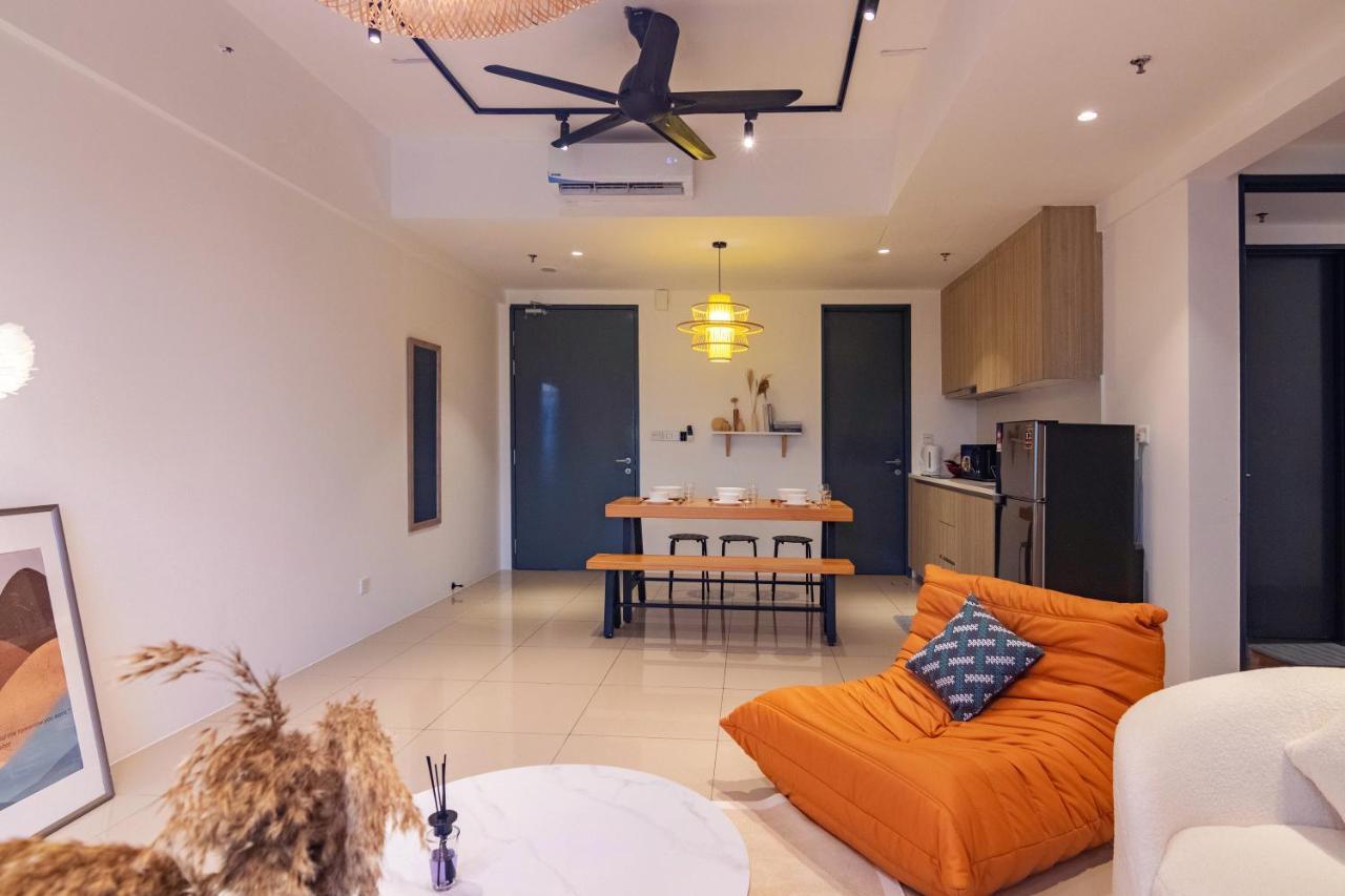 Tropicana 218 Macalister X Airlevate Suites ジョージタウン エクステリア 写真