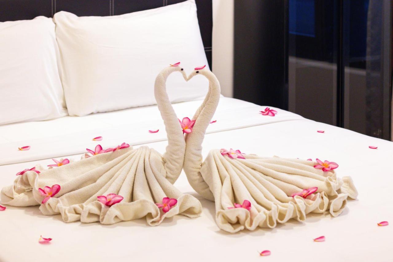 Tropicana 218 Macalister X Airlevate Suites ジョージタウン エクステリア 写真